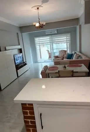 Modern Design House In The Heart Of Lägenhet Marmaris