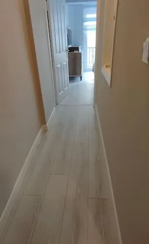 Modern Design House In The Heart Of * מרמריס