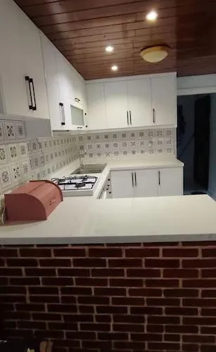 דירה Modern Design House In The Heart Of מרמריס
