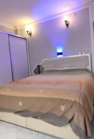 Modern Design House In The Heart Of شقة *