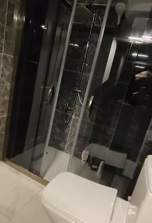 Modern Design House In The Heart Of 公寓